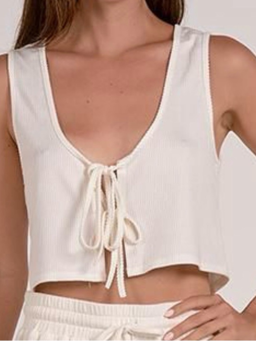 Elan Sensea Women’s Cream Ribbed Tie-Front Cropped Tank Top